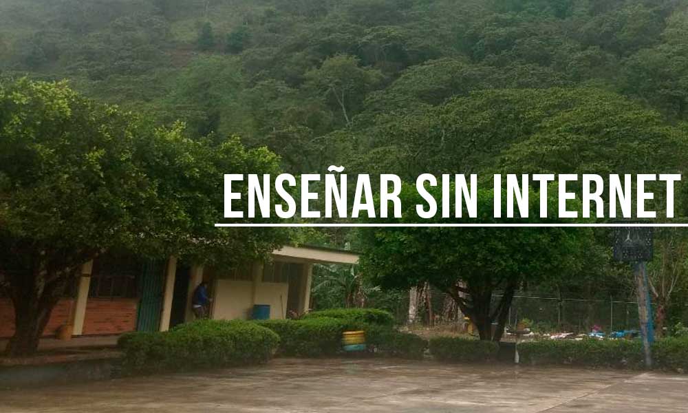 Ardua tarea, clases sin acceso a internet en Puebla