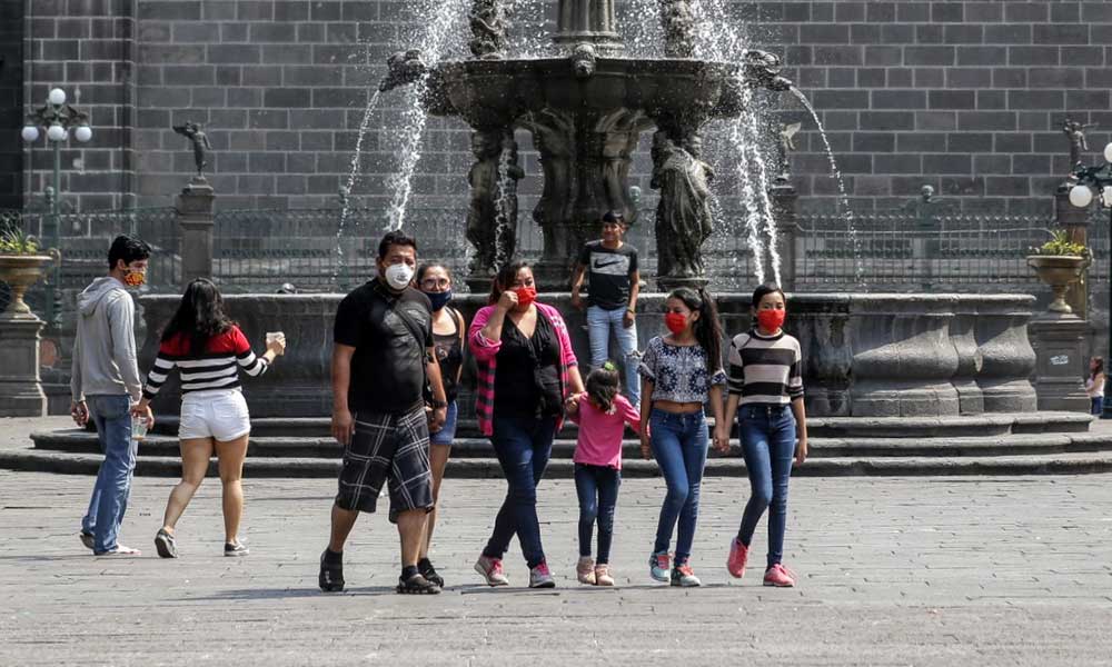 Desbordada la conducta social en Puebla, reprocha Barbosa