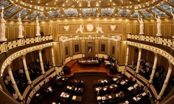 Diputados buscan poner candados para candidatos no nacidos en Puebla