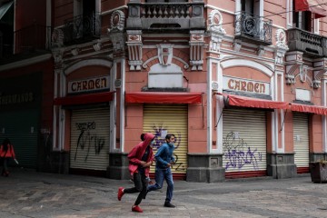Alistan segunda entrega de apoyo a pequeños comercios en Puebla para el 15 de agosto