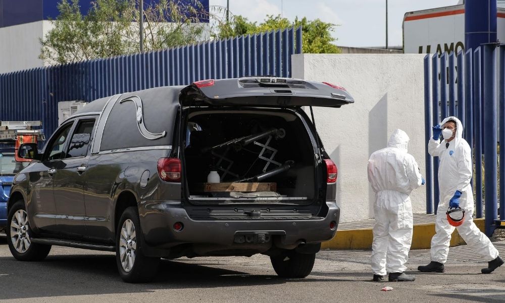 Gradualmente bajan defunciones, pero siguen al alza casos de Covid-19 en Puebla 