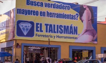 ¡Hasta nunca El Talismán! Deberán retirar de manera definitiva publicidad sexista