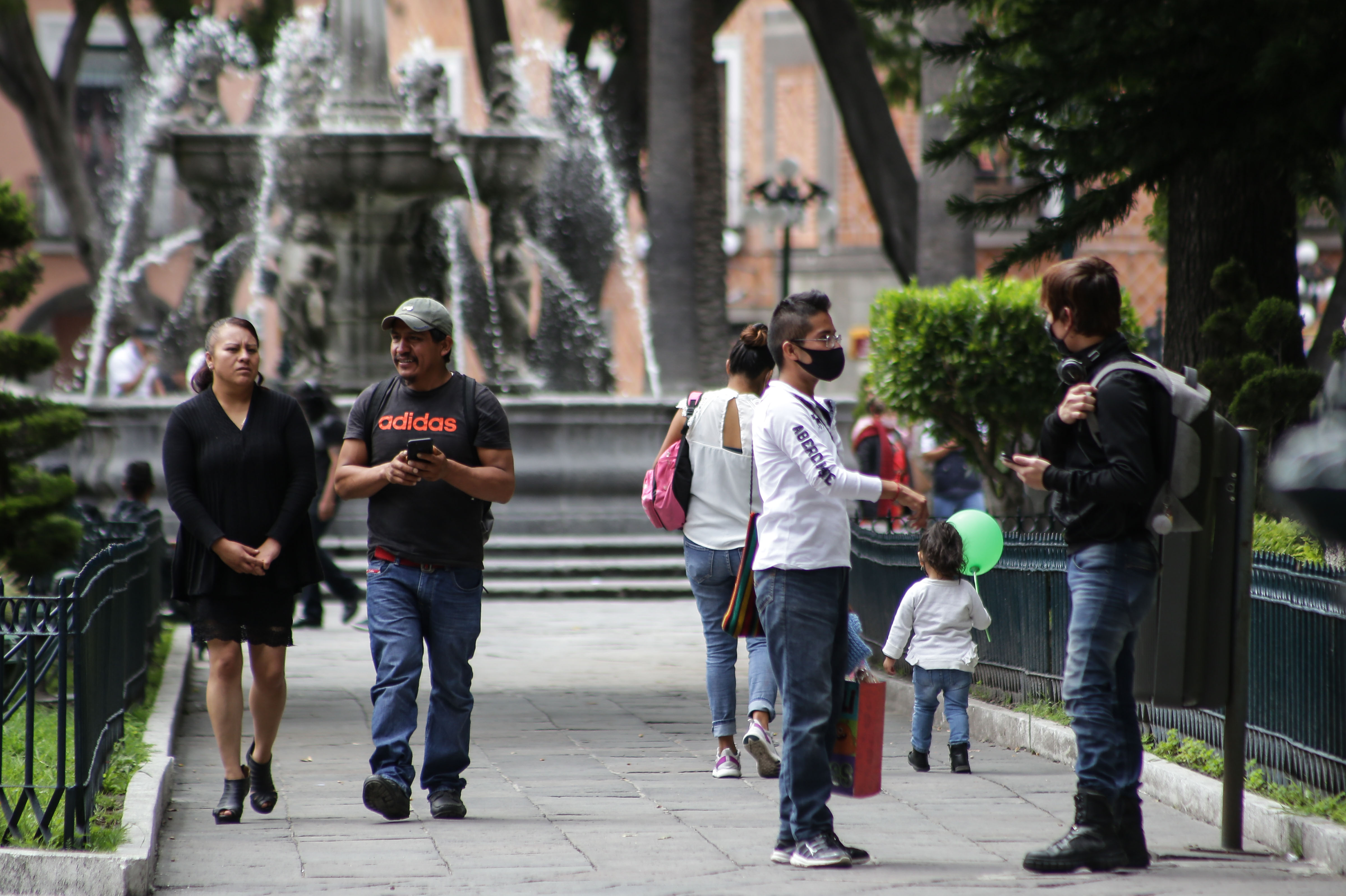 Primer fin de semana de reactivación en Puebla deja 885 casos nuevos de Covid-19 
