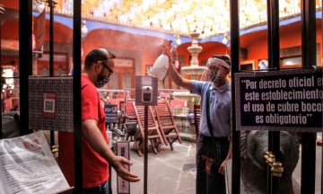 Otra vez, repuntan contagios de Covid-19 en Puebla  
