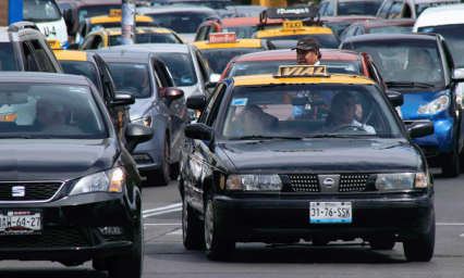 Hasta mil taxis piratas han salido de circulación en gobierno actual 