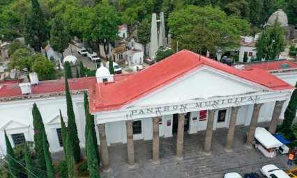 Analizan la reapertura de panteones en Puebla capital