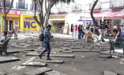 Sin permiso, Medio Ambiente podría clausurar obras de 5 de Mayo: advierte Barbosa