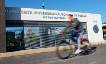 Advierte Miguel Barbosa que Auditoría revisará recursos de la BUAP