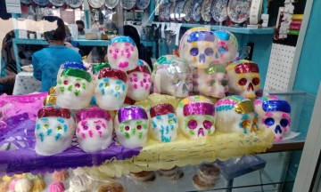 Disminuirá el costo de las calaveritas para apoyar a la economía local.