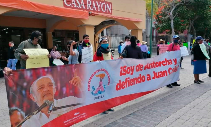 Protestan en Puebla contra la persecución del gobierno