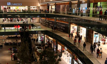 Poblanos se dan abasto previo al Buen Fin 