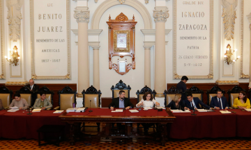 Cabildo de Puebla antes de la pandemia. 