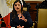 No me mantendré al margen de la despenalización del aborto, advierte Claudia Rivera 
