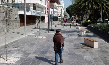 Ambulantes podrán instalarse en Paseo Bravo durante diciembre