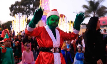 Habrá Desfile Navideño en la 5 de Mayo; rosca de Reyes será casa por casa