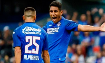 El Cruz Azul visita a los Pumas con todo a favor para clasificarse a la final