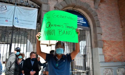 Baños públicos ya no pueden sobrevivir si siguen cerrados