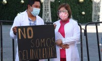 Barbosa responde a protesta de médicos: se investigará toda negligencia