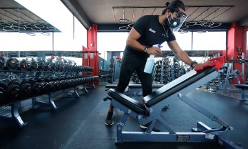 Dueños de gimnasios cerrarán durante fines de semana para evitar un confinamiento