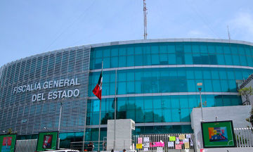 Dos muertos por covid en la FGE de Puebla