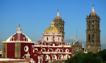 Templos poblanos se unen al cierre por Covid-19 