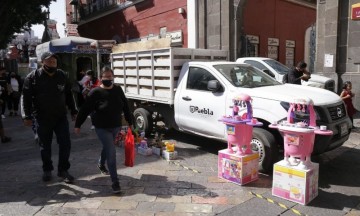 Piden a que las autoridades trabajen para reducir la cantidad del comercio informal.