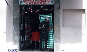 Suman mil 400 comercios del centro declarados en quiebra por la contingencia sanitaria 