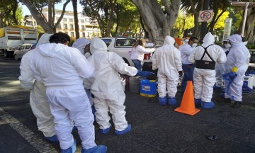 ¡Adiós covid! Realizan jornada de desinfección en el centro para combatir contagios 
