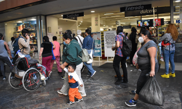 Comerciantes establecidos se vuelven toreros violando el decreto estatal 