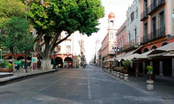 Inconformidad y preocupación, son las reacciones que genera la remodelación del Centro Histórico de Puebla 