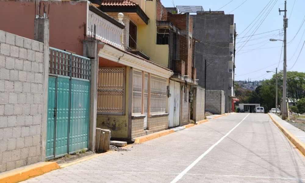 Con obra pública, Ayuntamiento mejora calles en San Jerónimo Caleras 