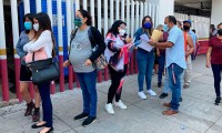 Mujeres embarazadas en Puebla confían en la vacuna anticovid 