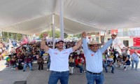Toño López respalda a Carlos Herrera en su cierre de campaña