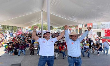 Toño López respalda a Carlos Herrera en su cierre de campaña