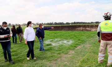 Ana Lucía Hill visitó la zona del socavón y se reunió con las familias afectadas 