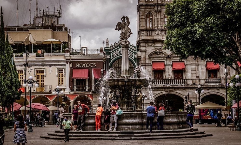 “Desaparecen” de Sedatu obras del Zócalo de Puebla y mercado de Amalucan 