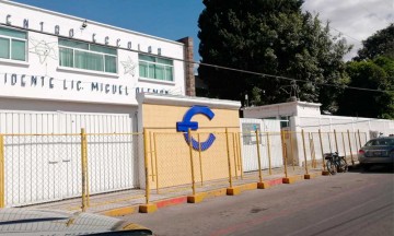 Centro Escolar de Cholula se desincorporó de la BUAP por cuotas sin beneficio, padres favorecidos se oponen 