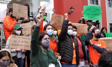 Consejero Udlap pide diálogo a Barbosa o convocarán a marchas estudiantiles