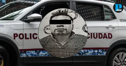 Fotograf&iacute;a de Gabriel y una patrulla de la SSC de Puebla