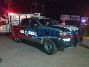 Impacta patrulla a particular; un herido  