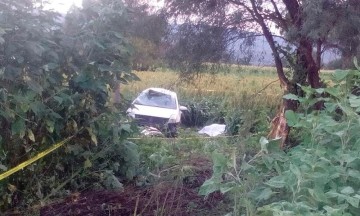 Muere sacerdote en volcadura