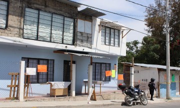 Rescatan a más de 20 migrantes 