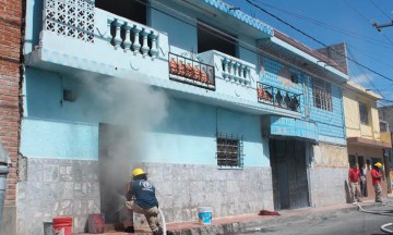 Arde en Tehuacán casa con dos niños “encerrados”