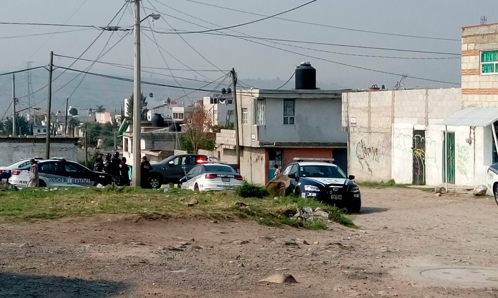 Muestran machetes a tiras en la  Cabañas del Lago