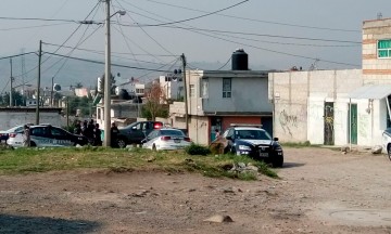 Muestran machetes a tiras en la  Cabañas del Lago