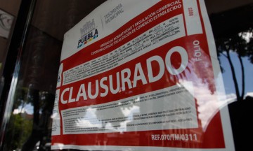 Clausuran por irregularidades 8 bares de Puebla capital