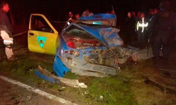 Fallece taxista tras ser impactado por camioneta huachicolera