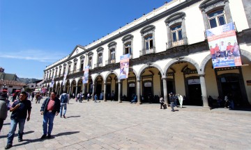 Menores acaban a cuchilladas en secundaria de Zacatlán