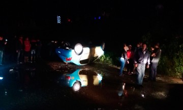 Ebrio taxista arrolla a ciclista&hellip; y compa&ntilde;eros lo ayudan a huir