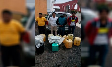 Caen en Coronango 4 huachicoleros